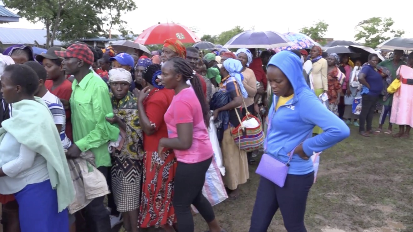 Thika residents in line for food relief